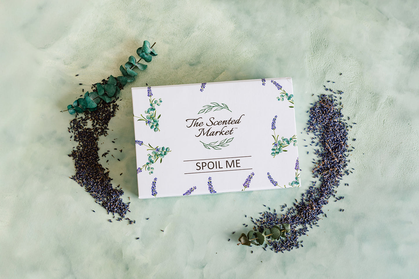 Spoil Me Gift Box – Scented Soy Candles & Luxurious Body Care in Eucalyptus Lavender