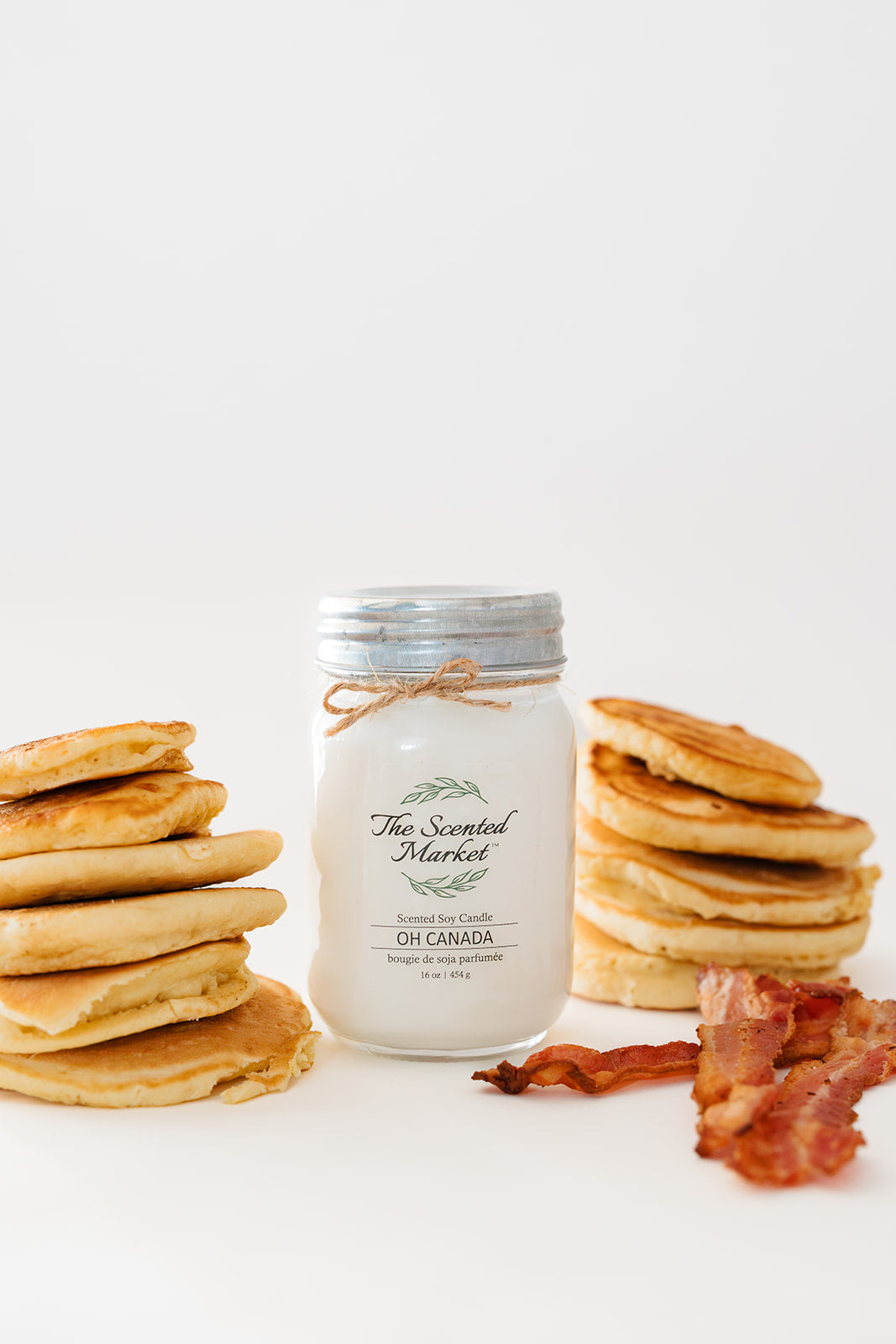 OH CANADA Soy Wax Candle 16 oz - The Scented Market