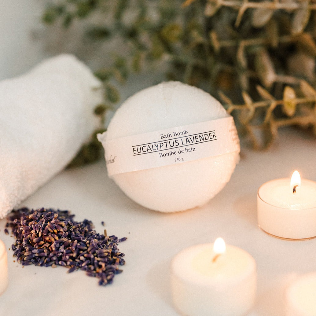 EUCALYPTUS LAVENDER Bath Bomb - The Scented Market