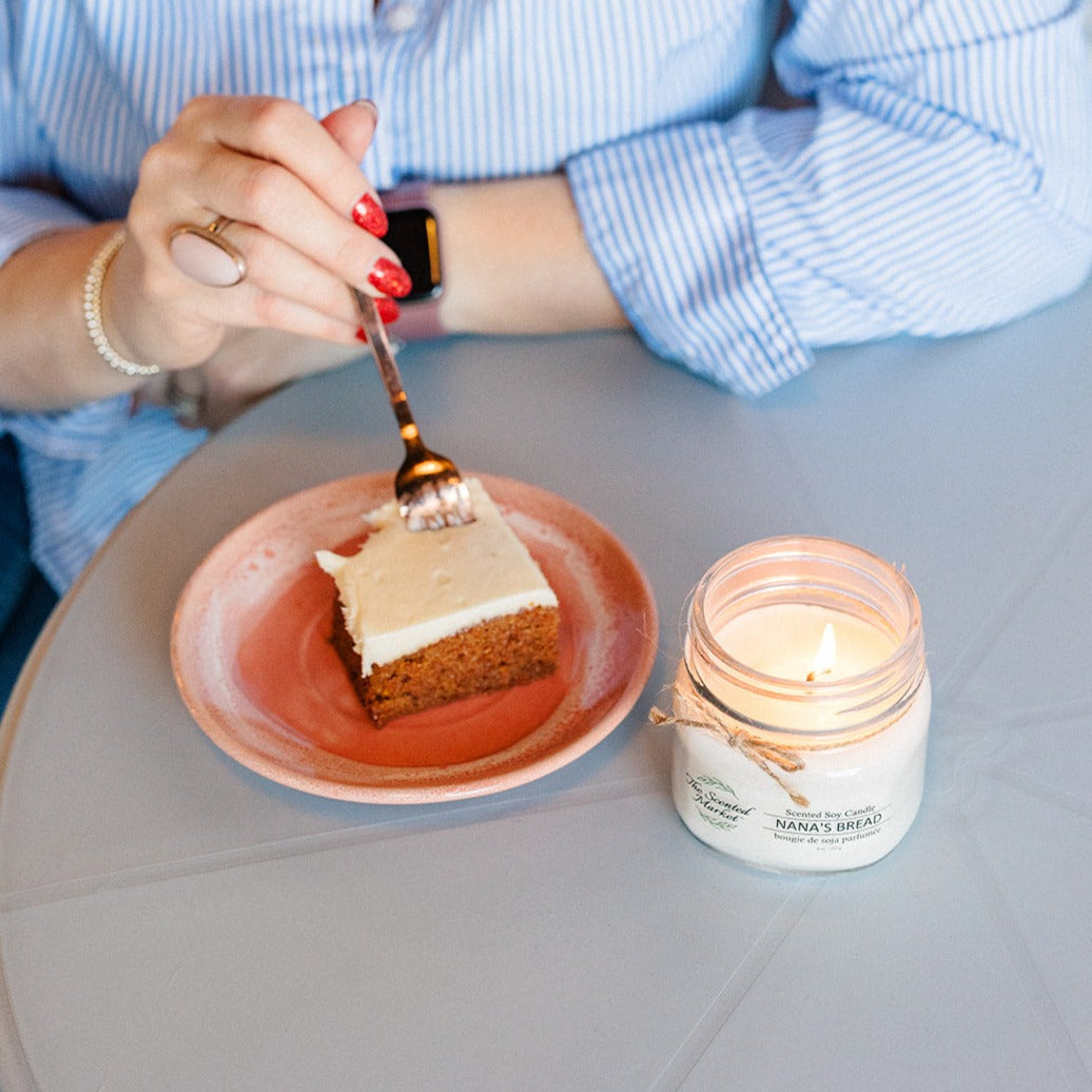 NANA'S BREAD Soy Wax Candle 8 oz - The Scented Market