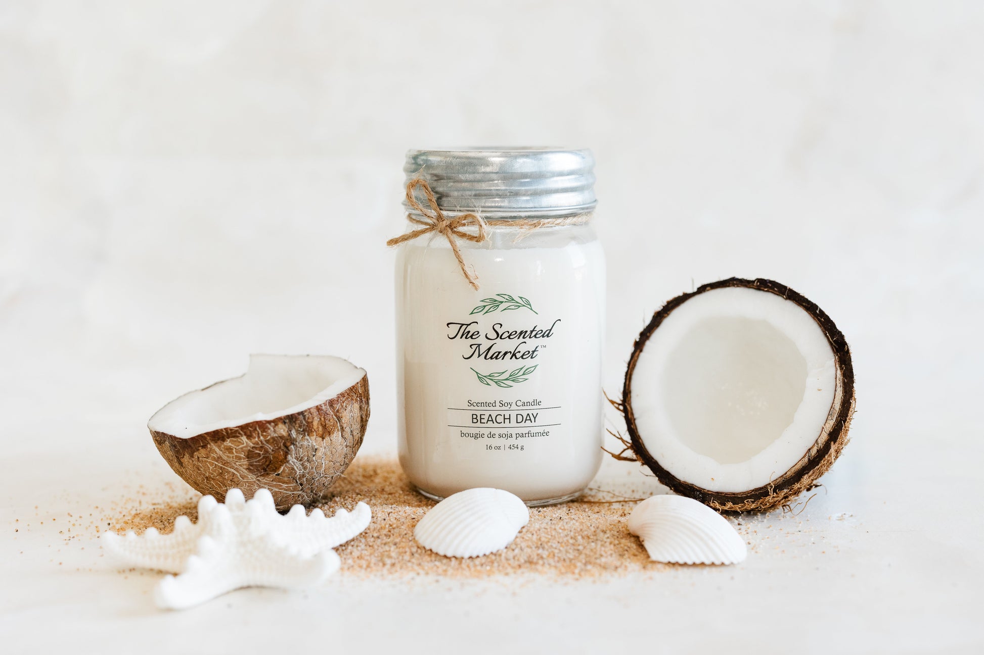 BEACH DAY Soy Wax Candle 16 oz - The Scented Market 