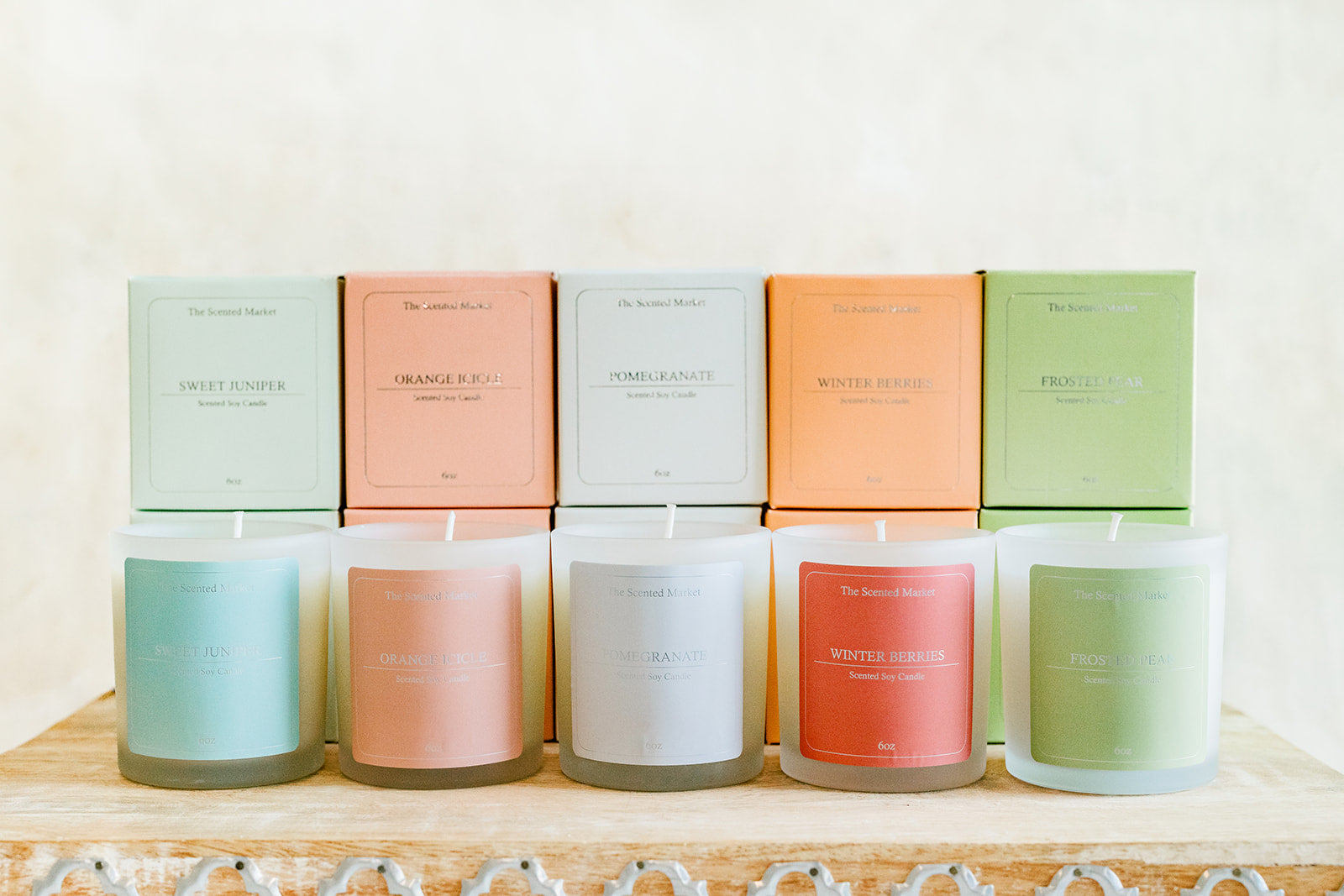 Crisp WINTER BERRIES Soy Wax Candle - The Scented Market  Candles   